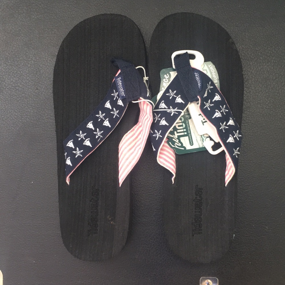 Nautical flip-flops